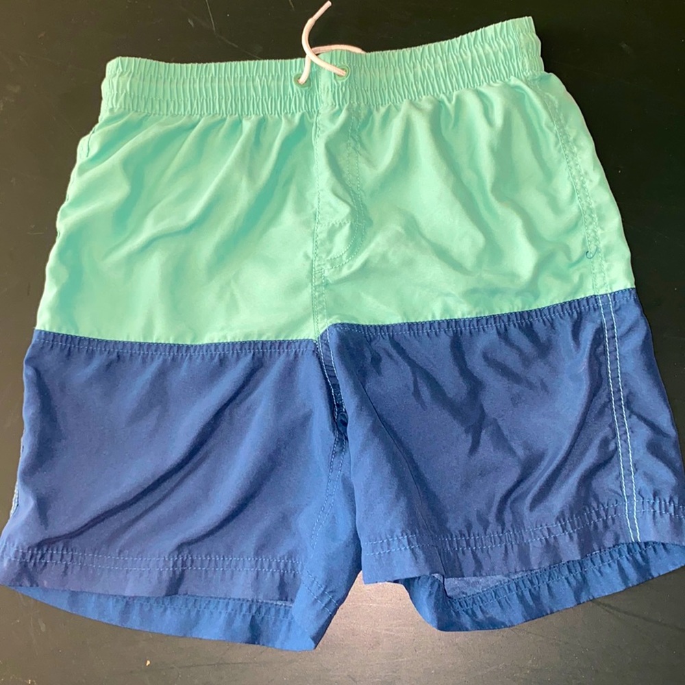 Old navy boy swim trunks